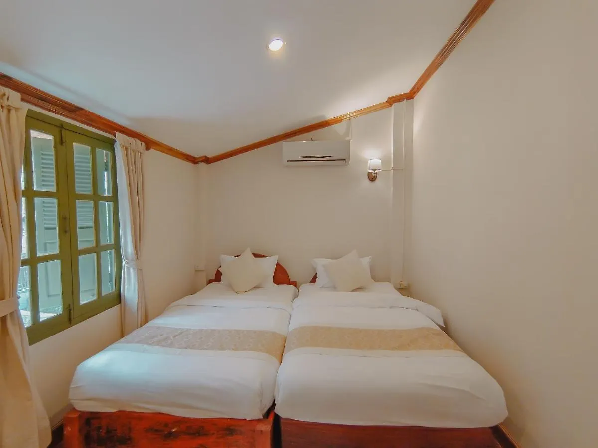 Barn Laos Luangprabang Hostel